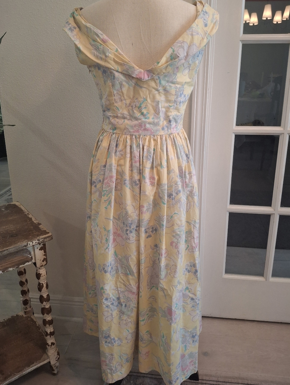 Vintage Laura Ashley Pastel Yellow Floral Dress - Picture 2 of 4